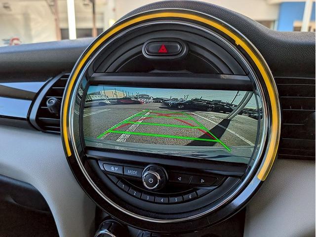 MINI クーパーSD 白革シート シートヒーター 純正ナビ バックカメラ クルーズコントロール オートライト レインセンサー コンフォートアクセス アイドリングストップ 横滑り防止装置 ミラーETC LEDヘッドライト(47枚目)