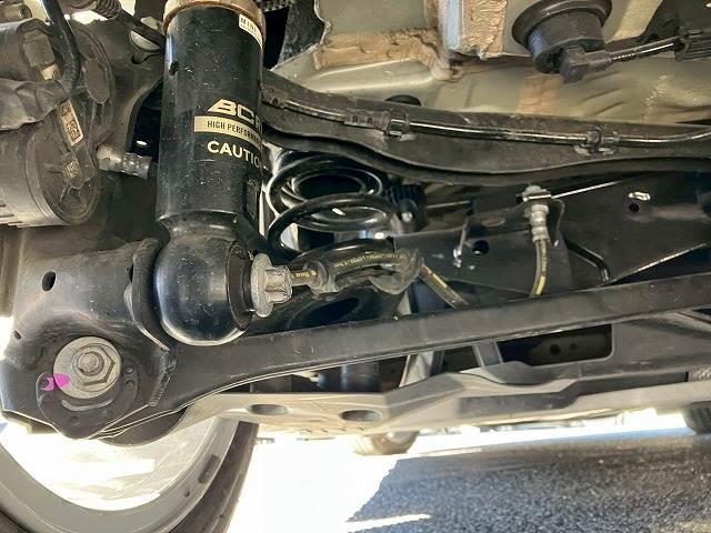 ＭＩＮＩ ディーゼル　ＣＯＯＰＥＲ　ＳＤ　ＲＨＤ　アダクティブクルーズコントロール　車高調　ミラーＥＴＣ　純正ナビ　バックカメラ　ヘッドアップディスプレイ　インテリジェントセーフティー　コンフォートアクセス　サイドスポイラー　レインセンサー（12枚目）