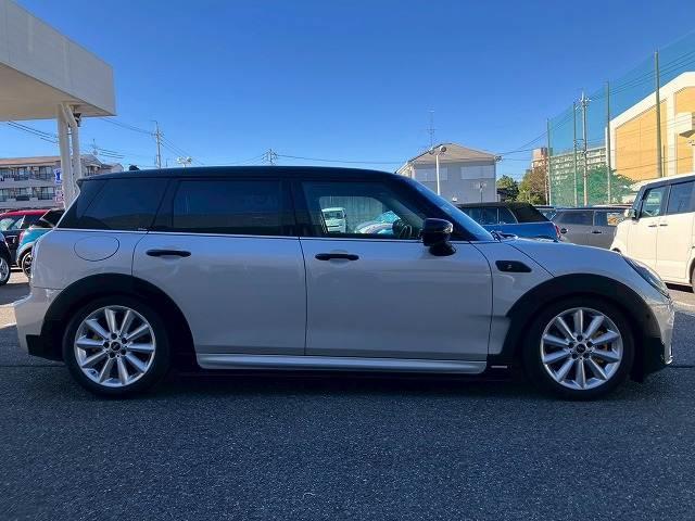 ＭＩＮＩ ディーゼル　ＣＯＯＰＥＲ　ＳＤ　ＲＨＤ　アダクティブクルーズコントロール　車高調　ミラーＥＴＣ　純正ナビ　バックカメラ　ヘッドアップディスプレイ　インテリジェントセーフティー　コンフォートアクセス　サイドスポイラー　レインセンサー（14枚目）