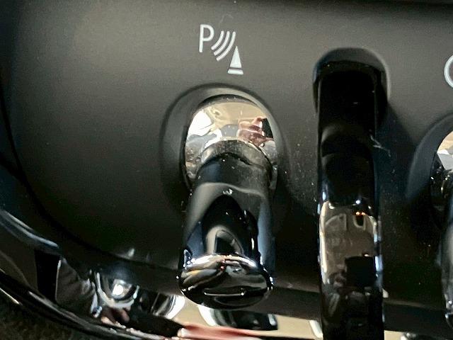 ＭＩＮＩ ディーゼル　ＣＯＯＰＥＲ　ＳＤ　ＲＨＤ　アダクティブクルーズコントロール　車高調　ミラーＥＴＣ　純正ナビ　バックカメラ　ヘッドアップディスプレイ　インテリジェントセーフティー　コンフォートアクセス　サイドスポイラー　レインセンサー（55枚目）