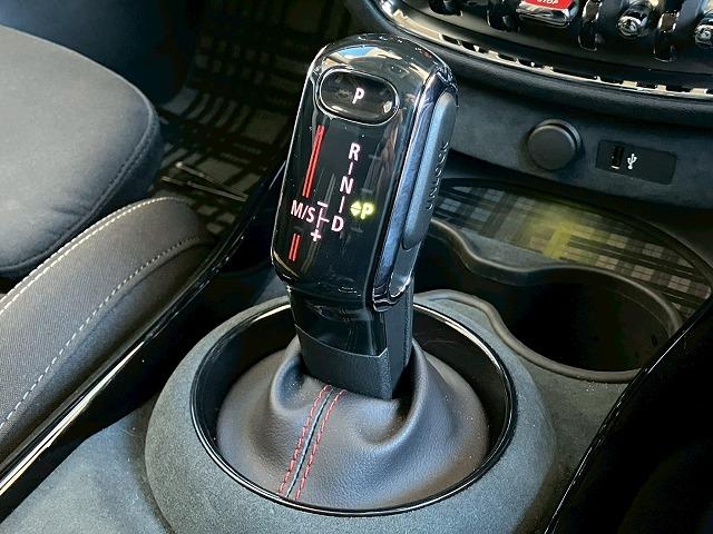 ＭＩＮＩ ディーゼル　ＣＯＯＰＥＲ　ＳＤ　ＲＨＤ　アダクティブクルーズコントロール　車高調　ミラーＥＴＣ　純正ナビ　バックカメラ　ヘッドアップディスプレイ　インテリジェントセーフティー　コンフォートアクセス　サイドスポイラー　レインセンサー（61枚目）