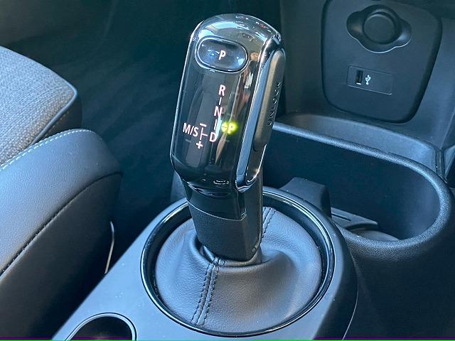 ＭＩＮＩ クーパーＤ　ワンオーナー　ＡｐｐｌｅＣａｒＰｌａｙ　バックカメラ　リアコーナーセンサー　アダプティブクルーズコントロール　ＥＴＣ　ドライビングモード　衝突軽減　ドライビングモード　コンフォートアクセス（58枚目）