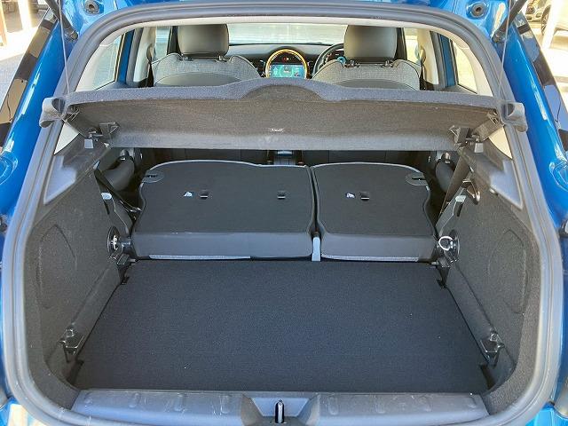 ＭＩＮＩ クーパーＤ　ワンオーナー　ＡｐｐｌｅＣａｒＰｌａｙ　バックカメラ　リアコーナーセンサー　アダプティブクルーズコントロール　ＥＴＣ　ドライビングモード　衝突軽減　ドライビングモード　コンフォートアクセス（64枚目）