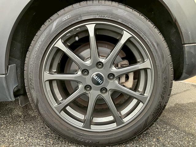 MINI 5ドア ONE RHD 純正ナビ バックカメラ ETC アイドリングストップ プッシュスタート LEDヘッドライト 16インチアルミホイール 禁煙車 マルチファンクションステアリング(22枚目)
