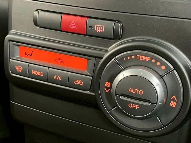 ムーヴコンテ カスタム　Ｘ　ＶＳ　スタッドレスタイヤ付き　スペアタイヤ二本付き　キーレスエントリー　ＣＤデッキ　アイドリングストップ　パワーウィンドウ　純正１５インチアルミホイール（6枚目）