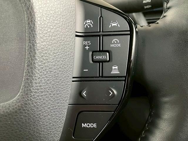 プリウス Ｚ　ＡｐｐｌｅＣａｒＰｌａｙ　全周囲カメラ　コーナーセンサー　レーダークルーズ　電動シート　シートエアコン　電動トランクゲート　ＥＴＣ　トヨタセーフティセンス　ＬＥＤヘッドライト　純正１９インチアルミ（7枚目）