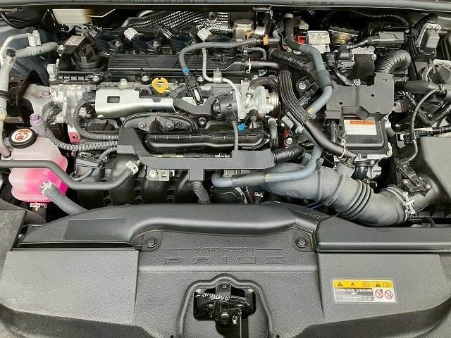 プリウス Ｚ　ＡｐｐｌｅＣａｒＰｌａｙ　全周囲カメラ　コーナーセンサー　レーダークルーズ　電動シート　シートエアコン　電動トランクゲート　ＥＴＣ　トヨタセーフティセンス　ＬＥＤヘッドライト　純正１９インチアルミ（18枚目）