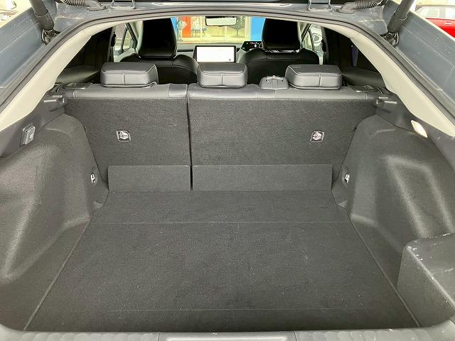 プリウス Ｚ　ＡｐｐｌｅＣａｒＰｌａｙ　全周囲カメラ　コーナーセンサー　レーダークルーズ　電動シート　シートエアコン　電動トランクゲート　ＥＴＣ　トヨタセーフティセンス　ＬＥＤヘッドライト　純正１９インチアルミ（60枚目）