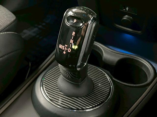 ＭＩＮＩ クーパーＤ　クロスオーバー　ワンオーナー　シートヒーター　クルーズコントロール　ドライビングモード　インテリジェントセーフティー　ＡｐｐｌｅＣａｒＰｌａｙ　バックカメラ　ミラーＥＴＣ　コンフォートアクセス　電動リアゲート（62枚目）