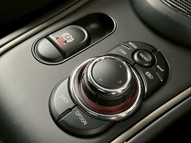 ＭＩＮＩ クーパーＤ　クロスオーバー　ワンオーナー　シートヒーター　クルーズコントロール　ドライビングモード　インテリジェントセーフティー　ＡｐｐｌｅＣａｒＰｌａｙ　バックカメラ　ミラーＥＴＣ　コンフォートアクセス　電動リアゲート（63枚目）