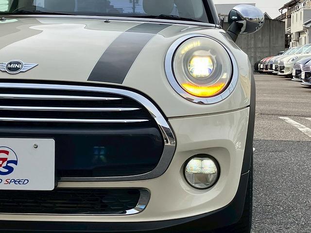 ＭＩＮＩ □３ドア　１３ｔｈアニバーサリーパッケージ　純正ナビ　本革シート　シートヒーター　ＥＴＣ　ドライビングモード　コンフォートアクセス　オートライト　レインセンサー　ＬＥＤヘッドライト　アイドリングストップ　マルチファンクションステアリング（67枚目）