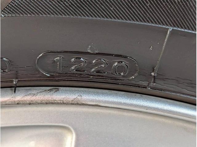 MINI 3ドア COOPER ペッパーパッケージ 純正ナビ バックカメラ マルチファンクションステアリング オートライト 前後コーナーセンサー アイドリングストップ 横滑り防止装置 衝突軽減 ETC コンフォートアクセス 純正15インチアルミ(32枚目)