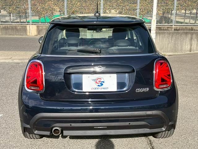 ＭＩＮＩ □３ドア　ＣＯＯＰＥＲ　シートヒーター　ミラーＥＴＣ　Ｃａｒｐｌａｙ　バックカメラ　インテリジェントセーフティー　クルーズコントロール　ヘッドアップディスプレイ　ドライビングモード　コンフォートアクセス　前後コーナーセンサー（14枚目）