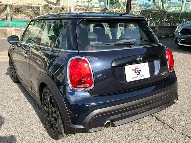 ＭＩＮＩ □３ドア　ＣＯＯＰＥＲ　シートヒーター　ミラーＥＴＣ　Ｃａｒｐｌａｙ　バックカメラ　インテリジェントセーフティー　クルーズコントロール　ヘッドアップディスプレイ　ドライビングモード　コンフォートアクセス　前後コーナーセンサー（15枚目）