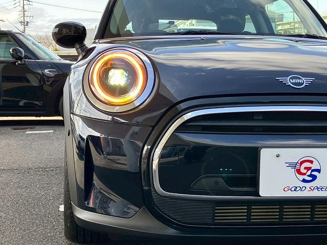 ＭＩＮＩ □３ドア　ＣＯＯＰＥＲ　シートヒーター　ミラーＥＴＣ　Ｃａｒｐｌａｙ　バックカメラ　インテリジェントセーフティー　クルーズコントロール　ヘッドアップディスプレイ　ドライビングモード　コンフォートアクセス　前後コーナーセンサー（24枚目）