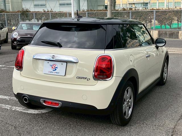 MINI 3ドア COOPER D RHD シートヒーター/コンフォートアクセス/純正ナビ/バックカメラ/衝突軽減ブレーキ/オートライト/オートエアコン/MTモード/アイドリングストップ/LEDヘッドライト/ETC(68枚目)