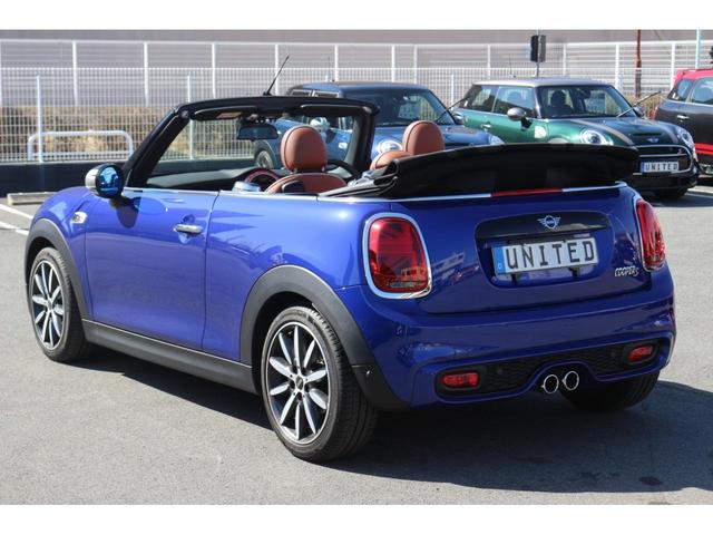 コンバーチブル COOPER S 後期 1オーナー 茶革シート GIGAMOTブルーミラー シートヒーター ETC YOUR’Sルーフ 純正HDDナビ DCT PDC 電動オープン シートヒーター(15枚目)