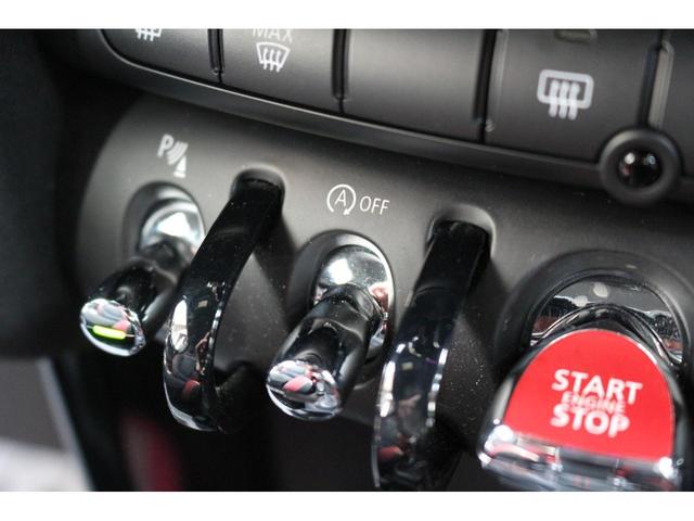 3ドア John Cooper Works ワンオーナー GIGAMOTフロントリップ 禁煙車 純正HDDナビ ミラーETC Bカメラ HUD コンフォートアクセス harman/kardon クルーズコントロール シートヒーター(46枚目)