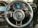 ５ドア　ＣＯＯＰＥＲ　Ｓ　ＲＥＳＯＬＵＴＥ　ＥＤＩＴＩＯＮ　アップルカープレイ　バックカメラ　シートヒーター　クルーズコントロール　ヘッドアップディスプレイ　コンフォートアクセス　オートライト　レインセンサー　ミラーＥＴＣ　衝突軽減ブレーキ（35枚目）