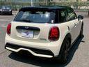 クーパーＳ　ＡｐｐｌｅＣａｒＰｌａｙ　バックカメラ　前後コーナーセンサー　シートヒーター　ドライビングモード　クルーズコントロール　コンフォートアクセス　ミラーＥＴＣ　アイドリングストップ　オートライト（13枚目）