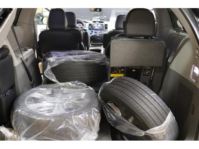 シエナ SE 新車並行 実走行 VOSSEN20インチアルミ アルパインBIGXナビ&ブルートゥース&地デジ&バックカメラ 取説あり(47枚目)