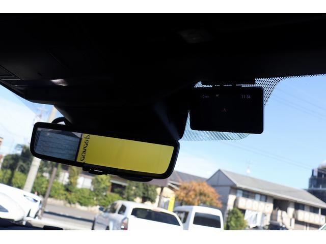 レンジローバーイヴォーク Ｒ－ダイナミック　ＳＥ　１２インチモニター　ブラックレザー　純正ホイール＆スタッドレスあり　ユーチューブ視聴可能加工済み　前後ドラレコ　レーダー探知機（42枚目）