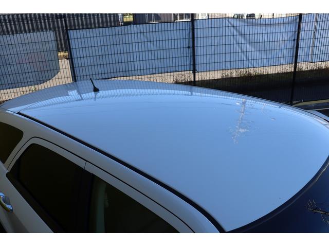 ダッジ・マグナム ＳＥ　ＳＲＴルックバンパー　ジオバンナ２２インチＡＷ　マグナフローマフラー　電子キー　パナソニック地デジナビ＆バックカメラ　天井ブラック張替済み　ＬＥＤテール　内装張替済み　管理顧客下取り車（33枚目）