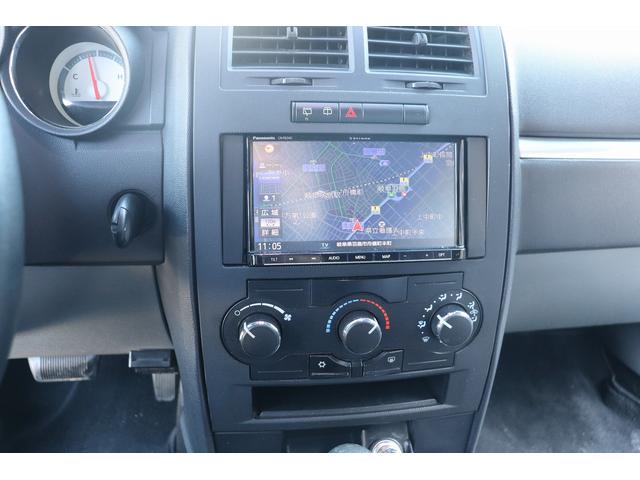 ダッジ・マグナム ＳＥ　ＳＲＴルックバンパー　ジオバンナ２２インチＡＷ　マグナフローマフラー　電子キー　パナソニック地デジナビ＆バックカメラ　天井ブラック張替済み　ＬＥＤテール　内装張替済み　管理顧客下取り車（43枚目）