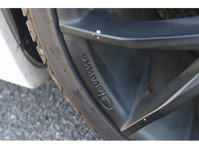 ダッジ・マグナム ＳＥ　ＳＲＴルックバンパー　ジオバンナ２２インチＡＷ　マグナフローマフラー　電子キー　パナソニック地デジナビ＆バックカメラ　天井ブラック張替済み　ＬＥＤテール　内装張替済み　管理顧客下取り車（58枚目）