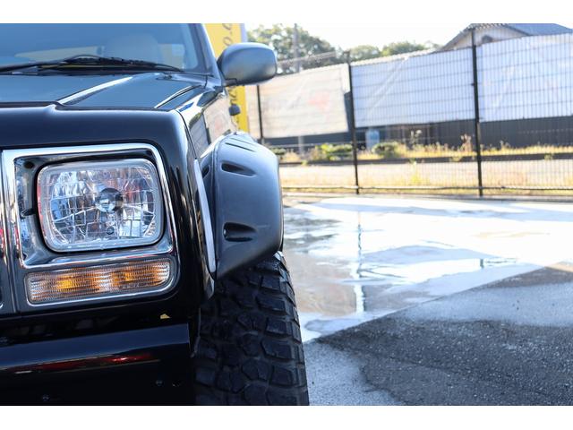 ジープ・チェロキー リミテッド　リフトアップ　１８インチＡＷ＆Ｍ／Ｔタイヤ　社外オーバーフェンダー　赤／白テール　パナソニック２ＤＩＮナビ＆バックカメラ　前後ドラレコ　ＥＴＣ　バイパーキーレス　エンジンルームＰＣＭリビルト済　下取（24枚目）