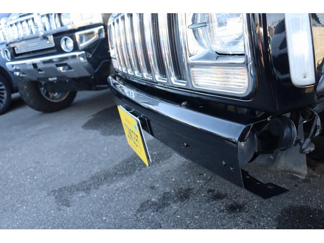 ジープ・チェロキー リミテッド　リフトアップ　１８インチＡＷ＆Ｍ／Ｔタイヤ　社外オーバーフェンダー　赤／白テール　パナソニック２ＤＩＮナビ＆バックカメラ　前後ドラレコ　ＥＴＣ　バイパーキーレス　エンジンルームＰＣＭリビルト済　下取（28枚目）