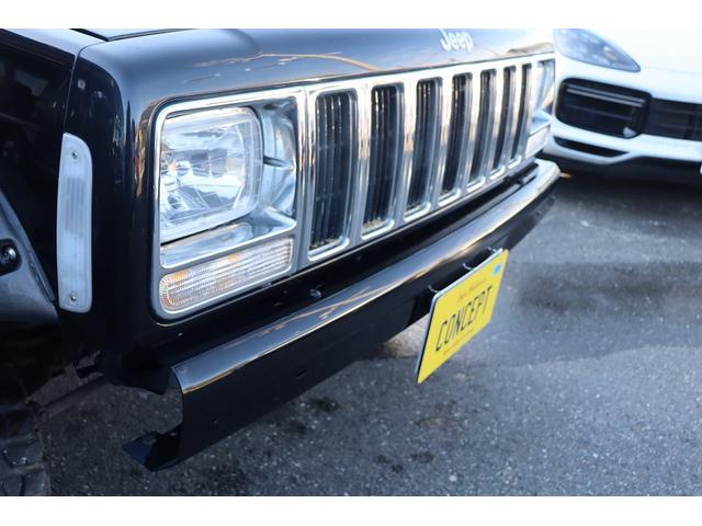 ジープ・チェロキー リミテッド　リフトアップ　１８インチＡＷ＆Ｍ／Ｔタイヤ　社外オーバーフェンダー　赤／白テール　パナソニック２ＤＩＮナビ＆バックカメラ　前後ドラレコ　ＥＴＣ　バイパーキーレス　エンジンルームＰＣＭリビルト済　下取（29枚目）