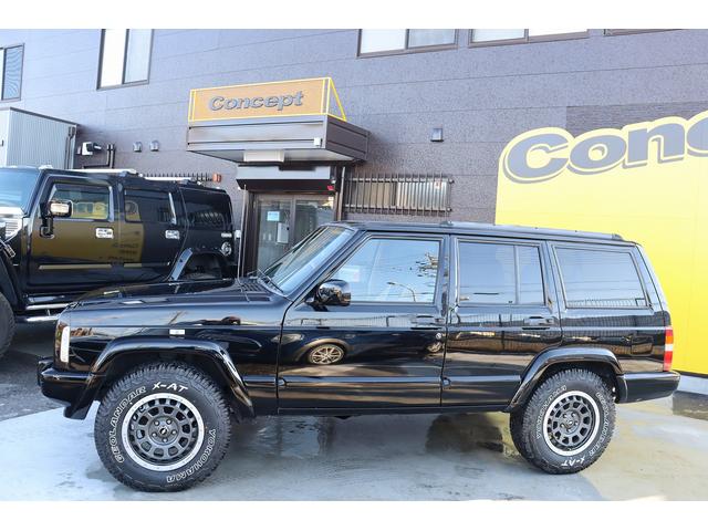 ジープ・チェロキー リミテッド ワーク グラック16インチAW&ヨコハマジオランダータイヤ アルパイン9インチディスプレイオーディオ&バックカメラ サブロクデジタルミラードラレコ バイパーキーレス 左記自社にて一式施工カスタム車(4枚目)