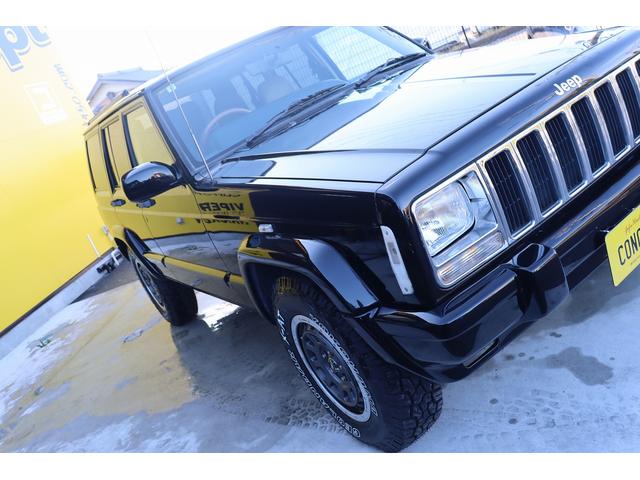 ジープ・チェロキー リミテッド ワーク グラック16インチAW&ヨコハマジオランダータイヤ アルパイン9インチディスプレイオーディオ&バックカメラ サブロクデジタルミラードラレコ バイパーキーレス 左記自社にて一式施工カスタム車(7枚目)