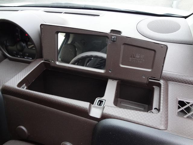 X ナビ バックカメラ ETC スマートキー 4ドア 禁煙車(8枚目)