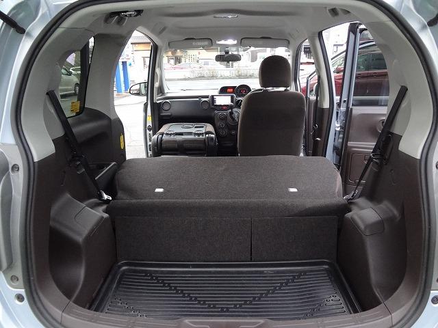 X ナビ バックカメラ ETC スマートキー 4ドア 禁煙車(18枚目)