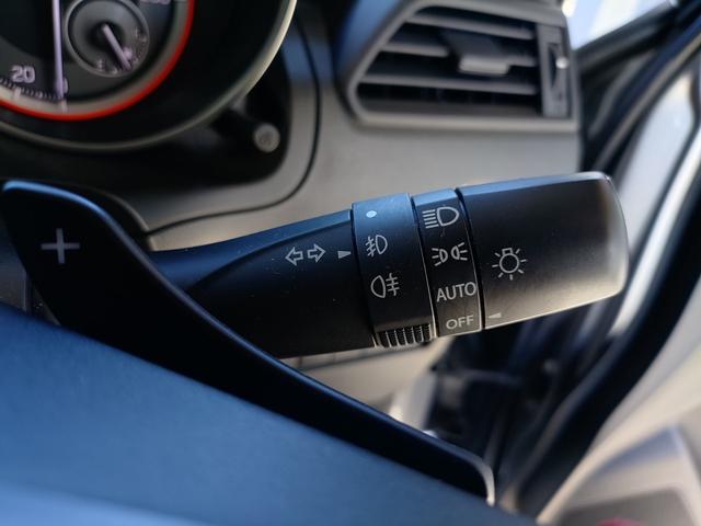 スイフトスポーツ ベースグレード ベースグレード(5名)セーフティパッケージ ナビ バックカメラ ETC 車両追従式クルーズコントロール 17インチアルミホイール フルセグ DVD CD USB Bluetooth 禁煙車 修復歴無(12枚目)