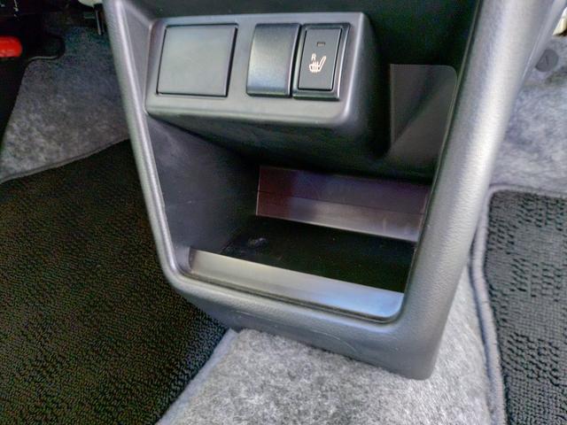 アルト L 禁煙車 修復歴無 セーフティサポート装着車 オートライト オートハイビーム リヤパーキングセンサー 前後衝突被害軽減装置 前後誤発進抑制機能 電動格納ミラー キーレスエントリー CD ラジオ 後期型(24枚目)