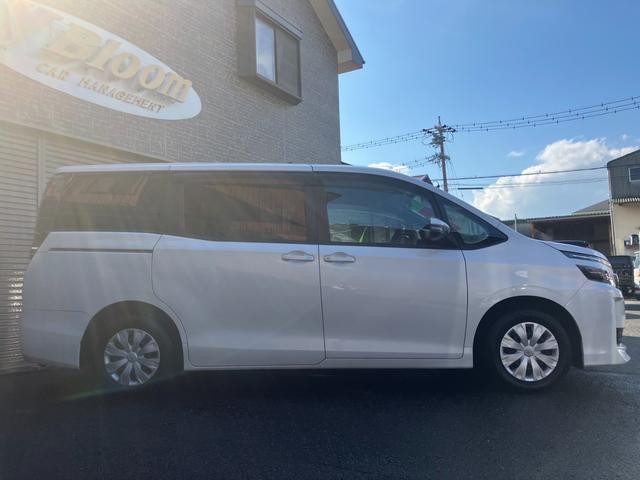 ヴォクシー X 7人乗 純正SDナビTV バックカメラ 前後ドライブレコーダー ETC 両側電動スライドドア スマートキー LEDヘッドライト オートエアコン(5枚目)