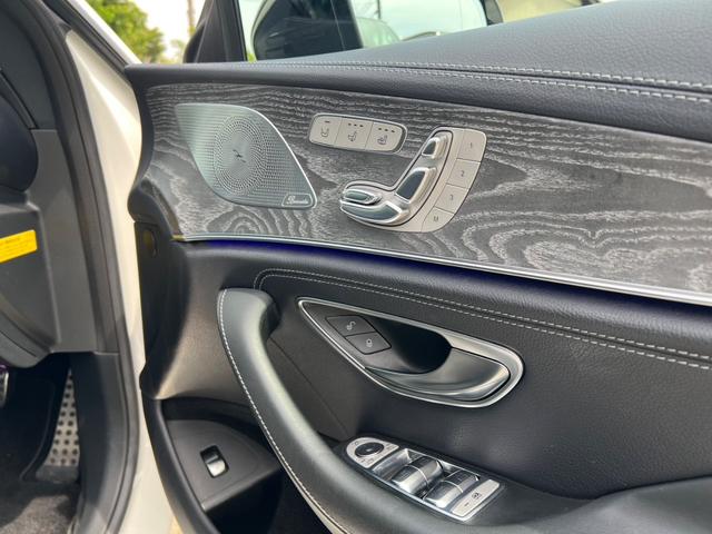 ＣＬＳクラス ＣＬＳ２２０ｄ　スポーツ　エクスクルーシブパッケージ　ＣＬＳ２２０ｄ　スポーツ　エクスクルーシブパッケージ　ブラックレザー　サンルーフ　ブルメスターサウンド　パナメリカーナグリル　ロワリングキット　ＡＭＧ２０インチＡＷ（25枚目）