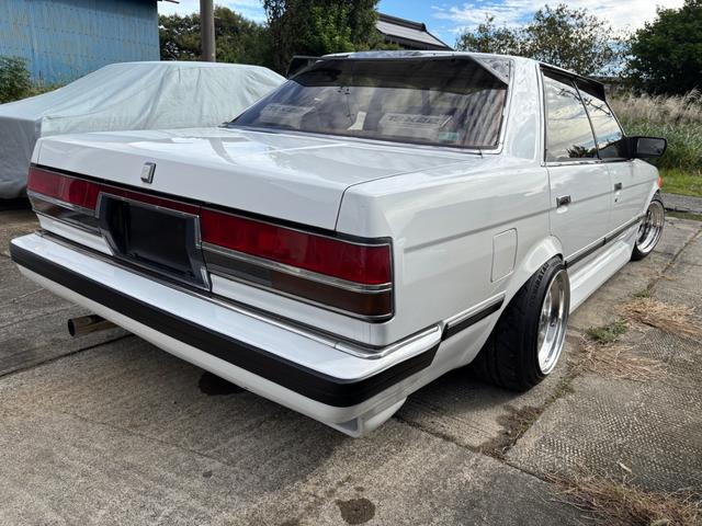 チェイサー アバンテ　ツインカム２４　純正５速ＭＴ　Ｆスポイラー　サイドステップ　スリットスポイラー　Ｒオーバーフェンダー　ロンシャンリアル３Ｐ１４インチ　車高調　トラストタコ足　純正ＯＰルーフバイザー　Ｔベルト交換済み（8枚目）