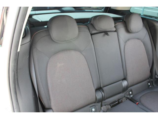 MINI クーパーD クロスオーバー ワンオーナー 禁煙車 純正ナビバックカメラ ハンズフリーパワーバックドア アクティブクルコン ユニオンジャックテール LEDヘッドランプ コンフォートアクセス(25枚目)