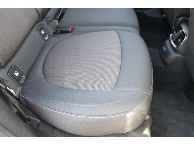 MINI クーパーD クロスオーバー ワンオーナー 禁煙車 純正ナビバックカメラ ハンズフリーパワーバックドア アクティブクルコン ユニオンジャックテール LEDヘッドランプ コンフォートアクセス(26枚目)