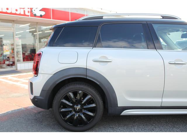 MINI クーパーD クロスオーバー ワンオーナー 禁煙車 純正ナビバックカメラ ハンズフリーパワーバックドア アクティブクルコン ユニオンジャックテール LEDヘッドランプ コンフォートアクセス(39枚目)