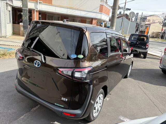 シエンタ ハイブリッドＧ　フルセグナビ　バックカメラ　両側パワースライドドア（6枚目）