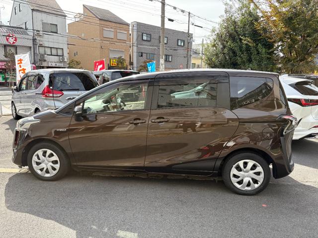 シエンタ ハイブリッドＧ　フルセグナビ　バックカメラ　両側パワースライドドア（7枚目）