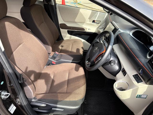 シエンタ ハイブリッドＧ　フルセグナビ　バックカメラ　両側パワースライドドア（10枚目）