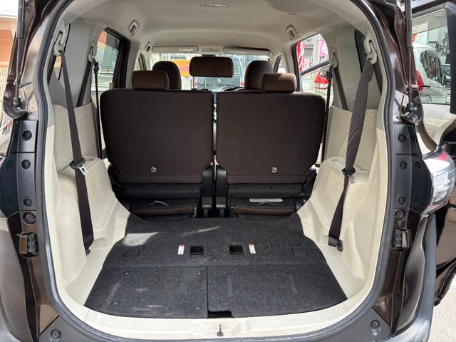 シエンタ ハイブリッドＧ　フルセグナビ　バックカメラ　両側パワースライドドア（12枚目）