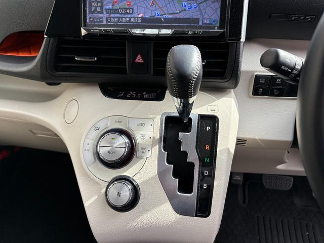 シエンタ ハイブリッドＧ　フルセグナビ　バックカメラ　両側パワースライドドア（13枚目）