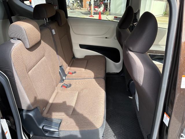 シエンタ ハイブリッドＧ　フルセグナビ　バックカメラ　両側パワースライドドア（19枚目）